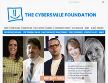 Tablet Screenshot of cybersmile.org